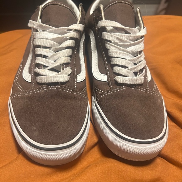 Vans Suede Old Skool Shoe | Men’s 10.5 Womens 12 | Rain Drum & True White - Picture 2 of 6